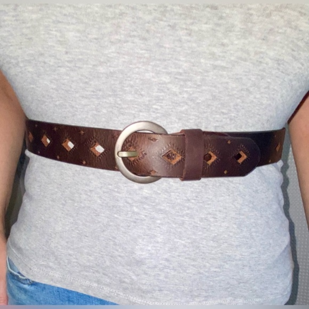 UNISEX dark walnut genuine quality Leather Belt fits 35’’ waist or less‎ size M